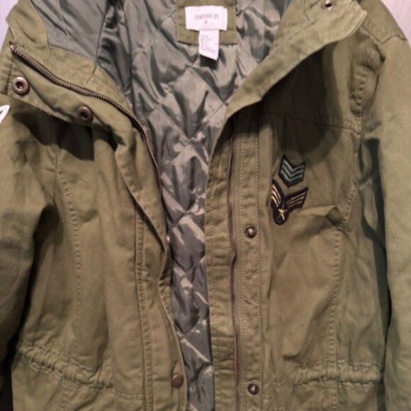 Military Style Parka / Anorak jacket / coat with patches! - Picture 7 of 16